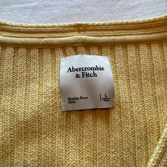 Yellow Abercrombie vneck sweater - Picture 6 of 8